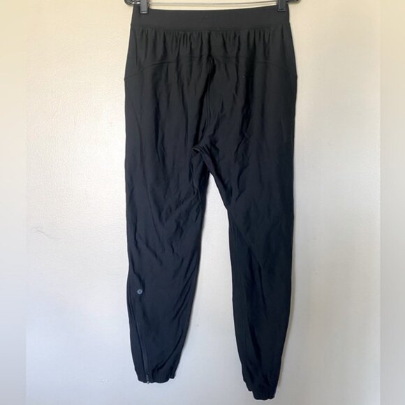 Lululemon Black Jogger Pants Size 8 EUC - Picture 3 of 5